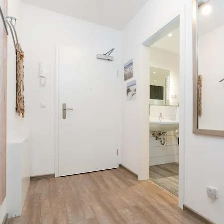Esprit 5 Apartment